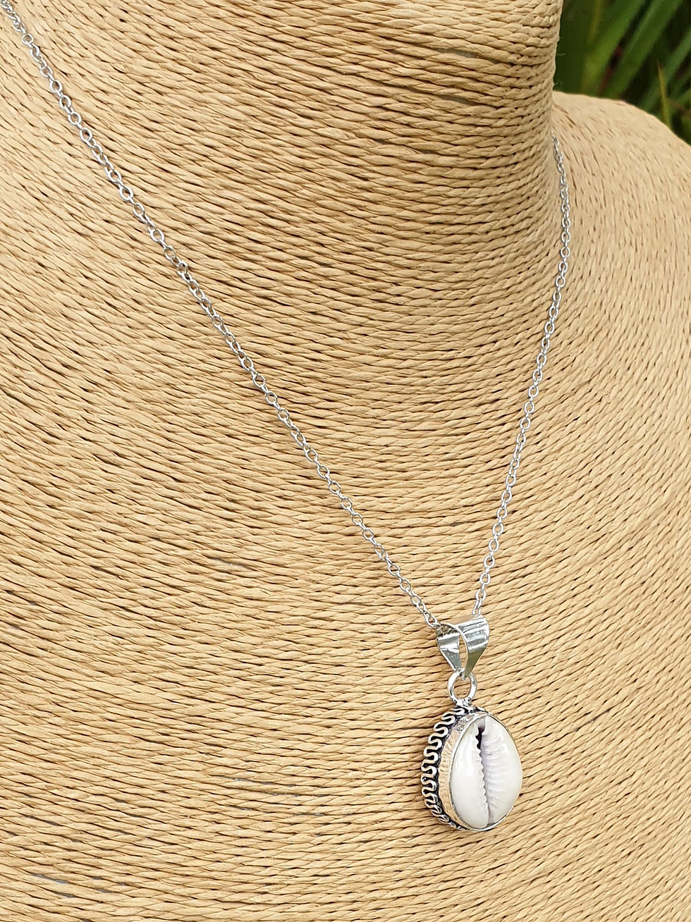 Thumbnail: Cowrie shell necklace 