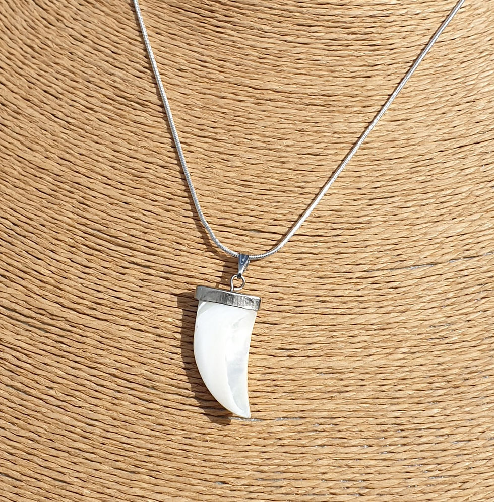 Thumbnail: Mother of Pearl necklace 