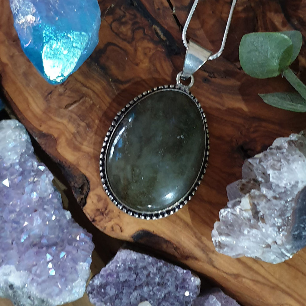 Thumbnail: Labradorite necklace 
