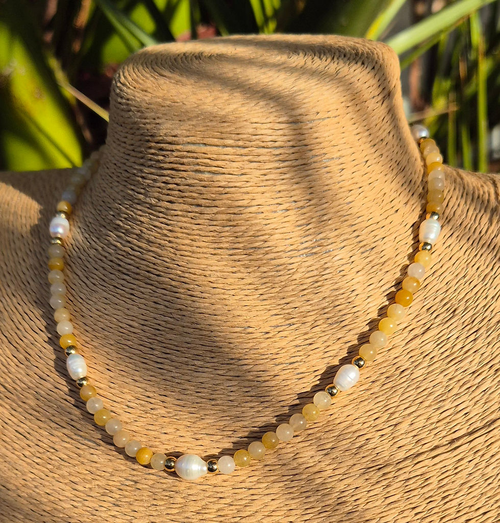 Thumbnail: Yellow Honey Jade Freshwater Pearl Necklace 
