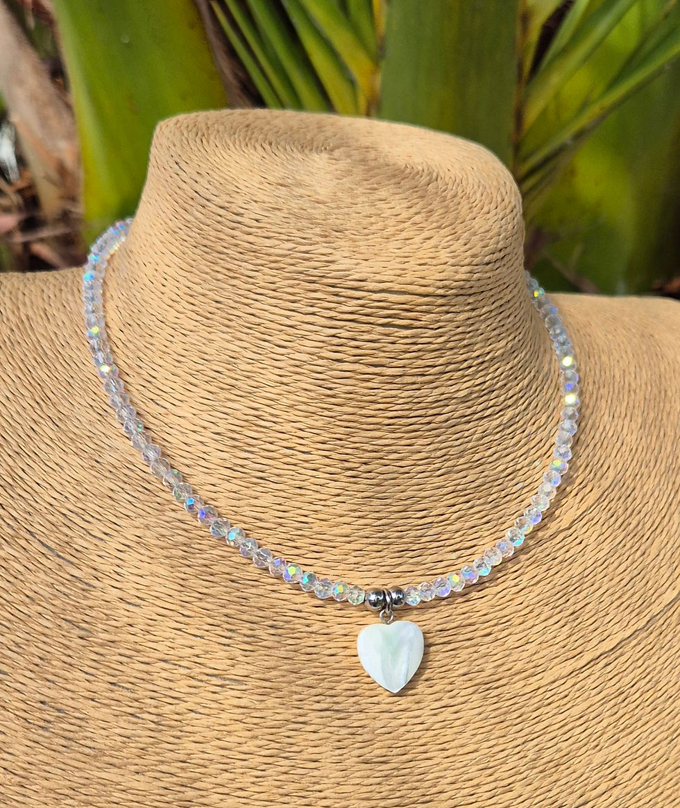 Thumbnail: Mother of Pearl heart Necklace Choker 