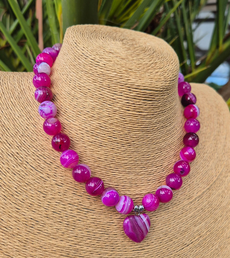 Thumbnail: Pink Agate heart Necklace 
