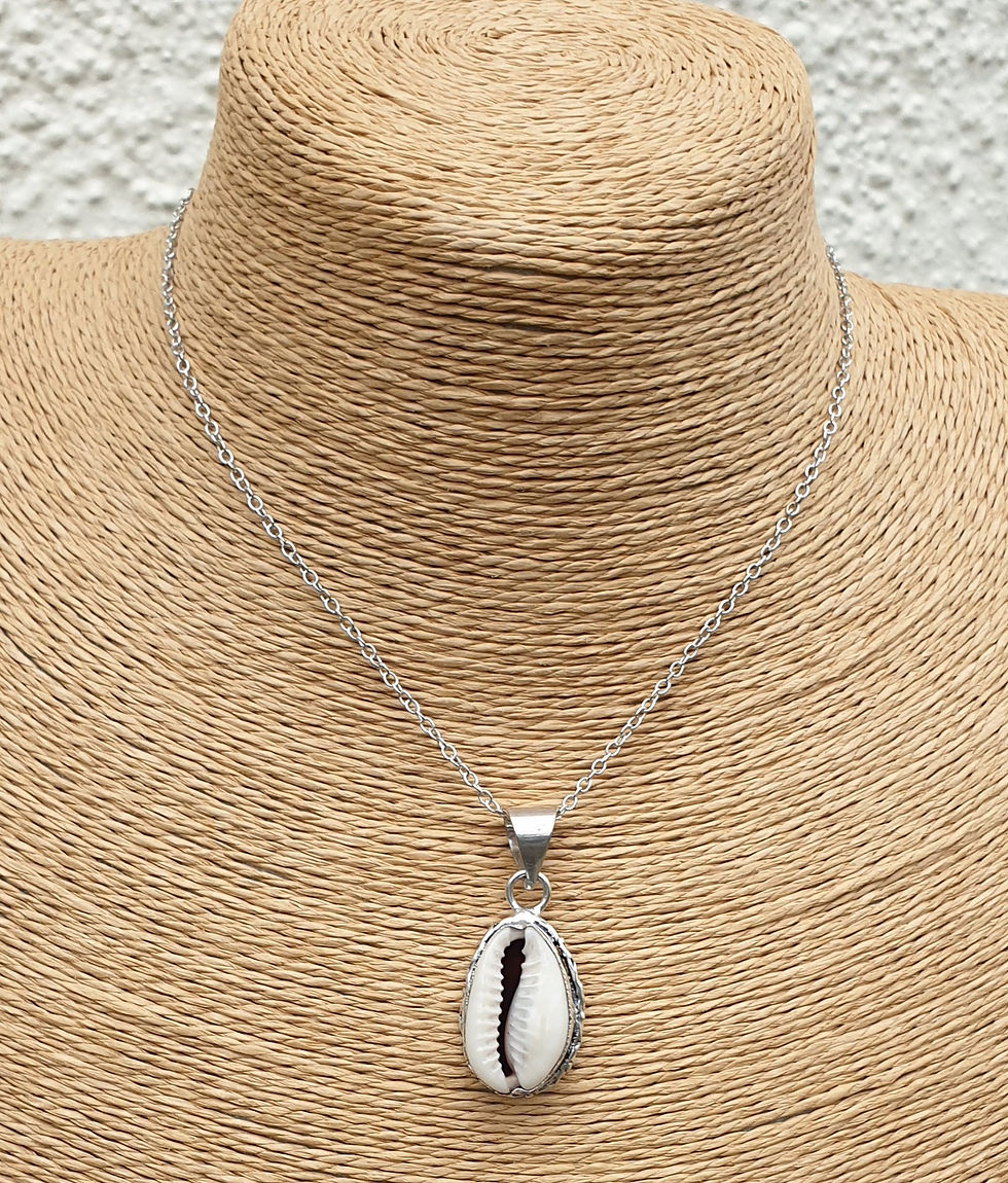Thumbnail: Cowrie shell necklace 