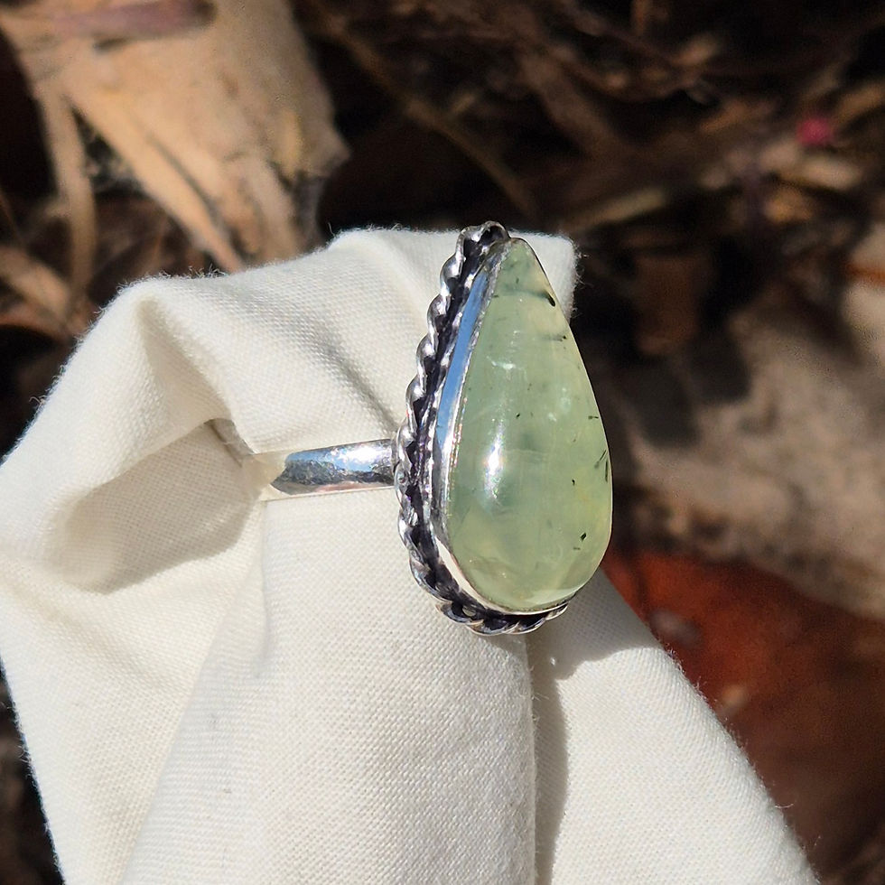 Thumbnail: Prehnite Ring Size S
