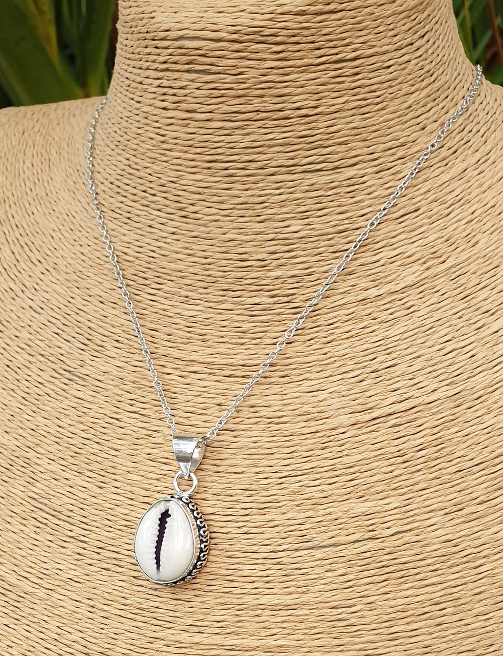 Thumbnail: Cowrie shell necklace 