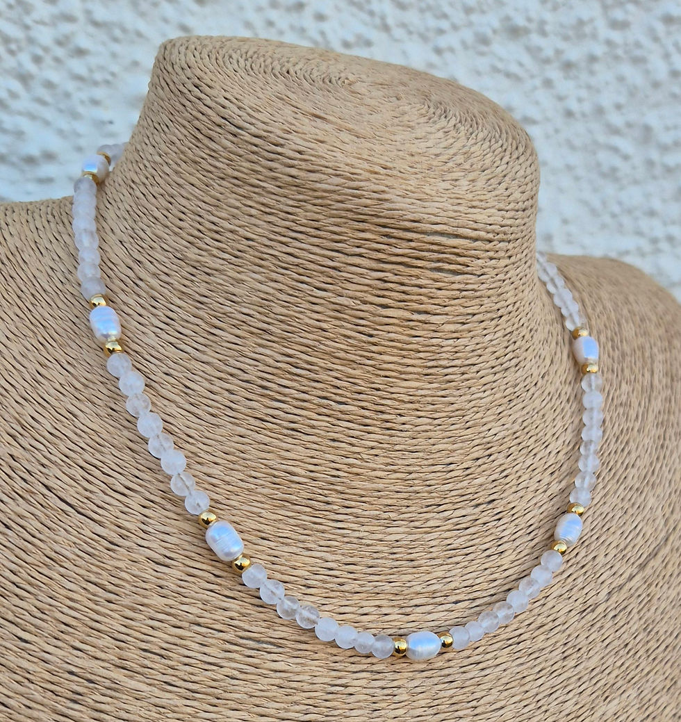 Thumbnail: Clear Quartz Freshwater Pearl Necklace 