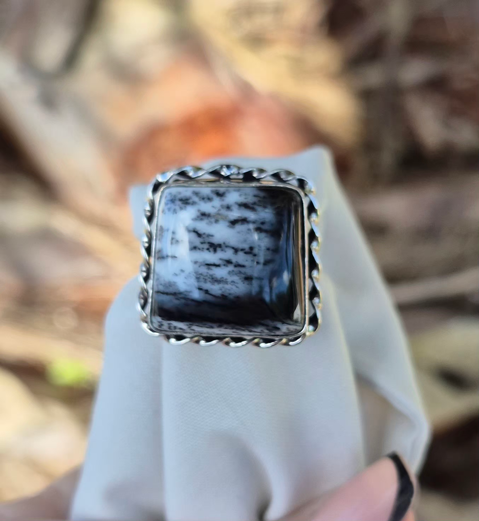 Thumbnail: Dendrite Opal ring Size R