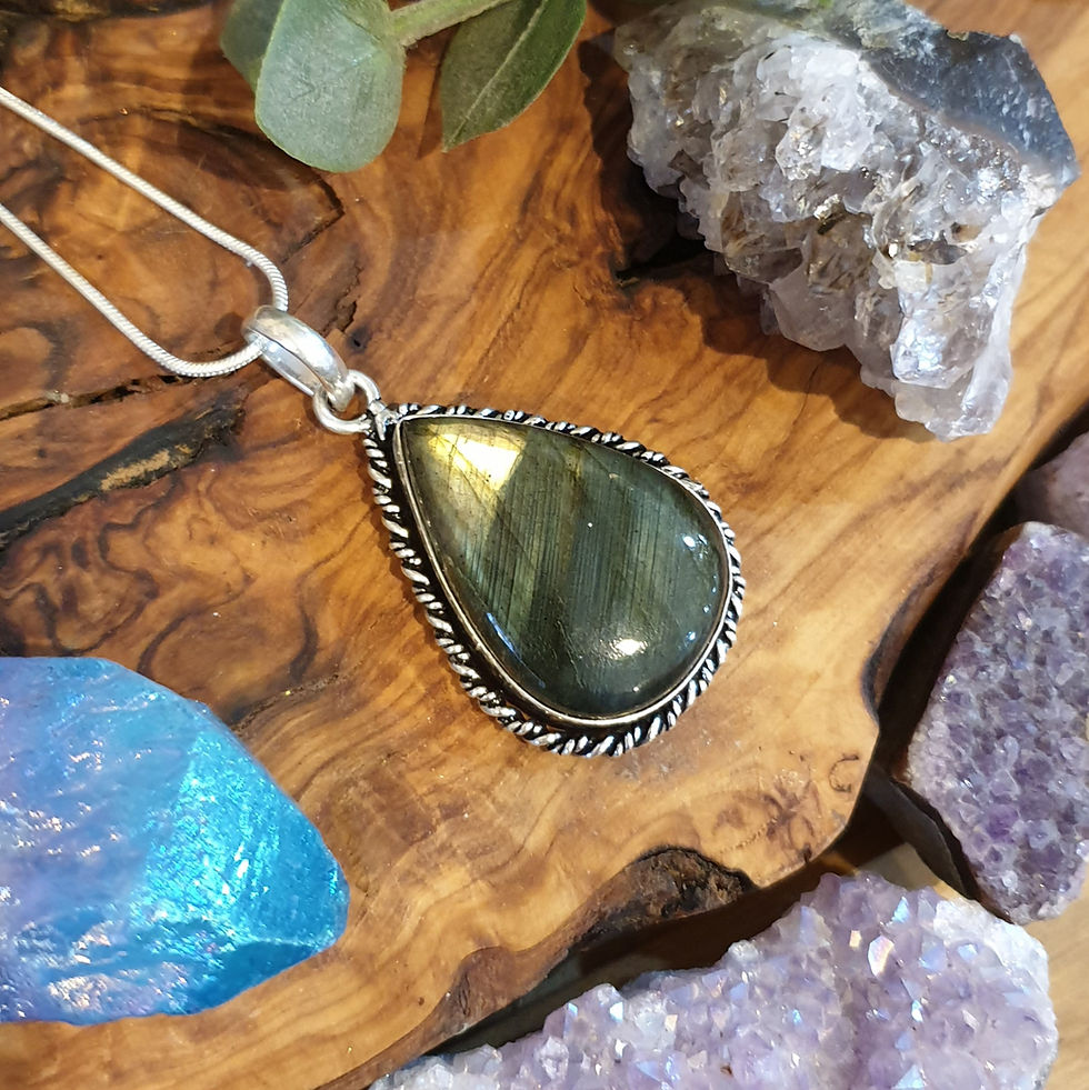 Thumbnail: Labradorite necklace 