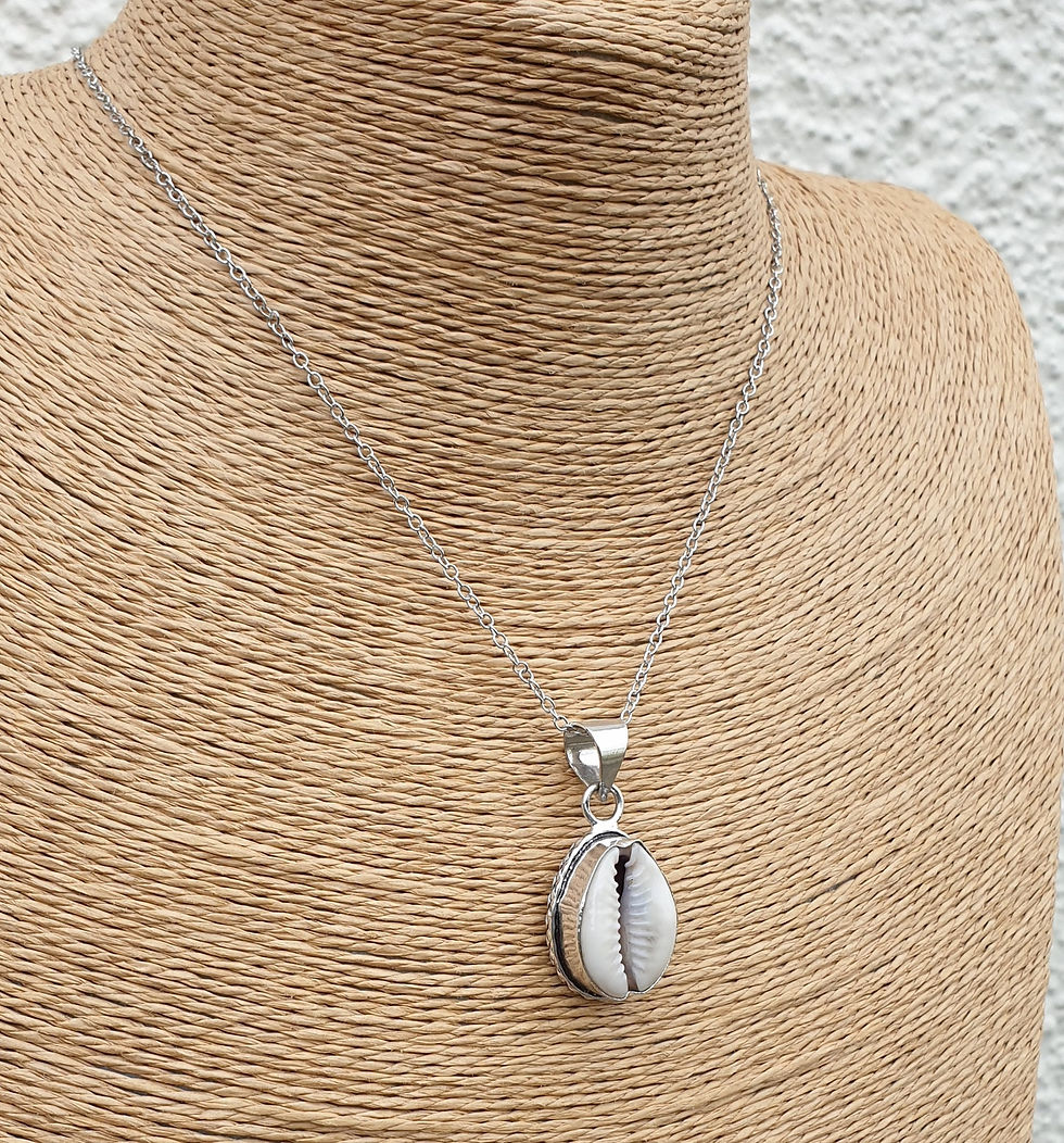 Thumbnail: Cowrie shell necklace