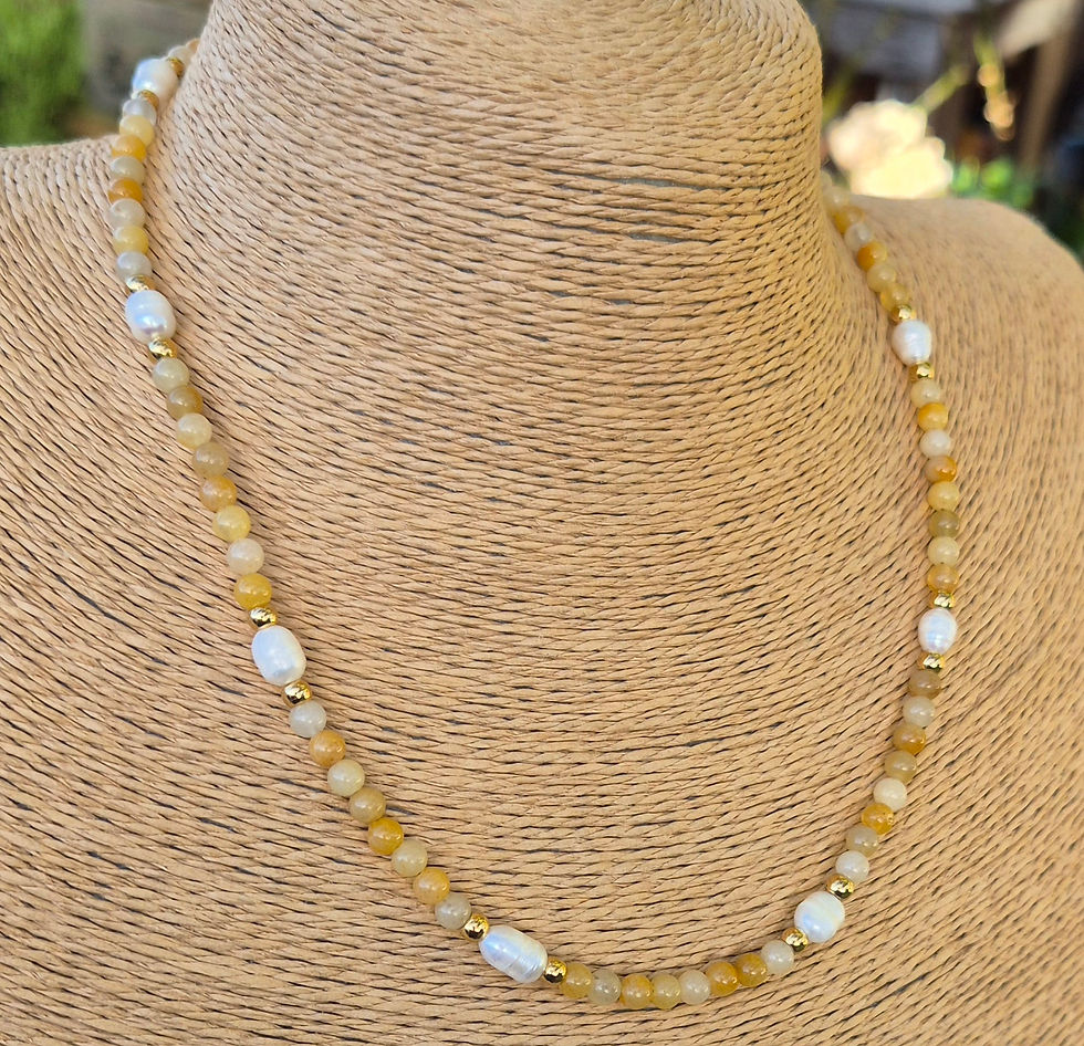 Thumbnail: Yellow Honey Jade Freshwater Pearl Necklace 