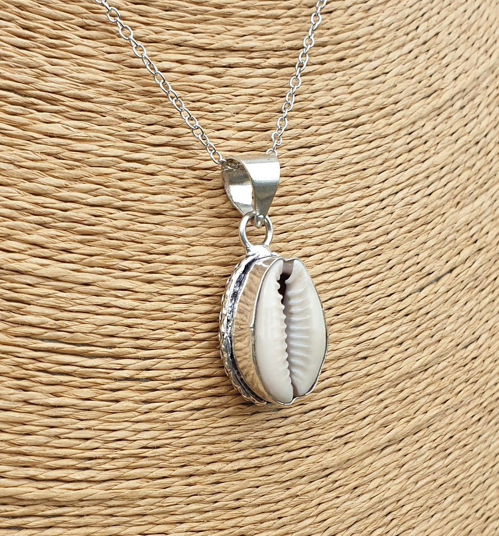 Thumbnail: Cowrie shell necklace 