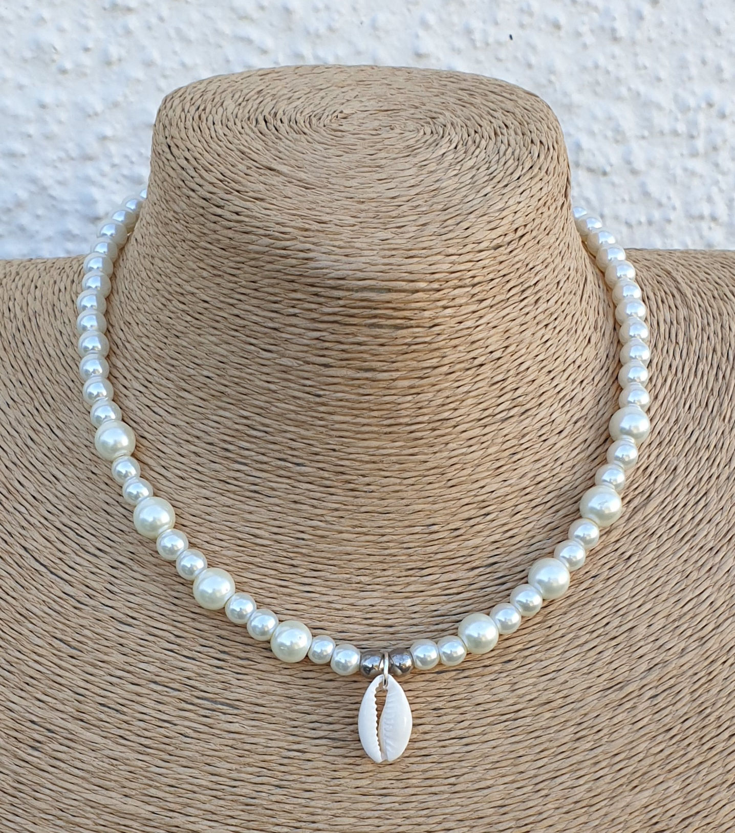 Cowrie shell necklace PEARL