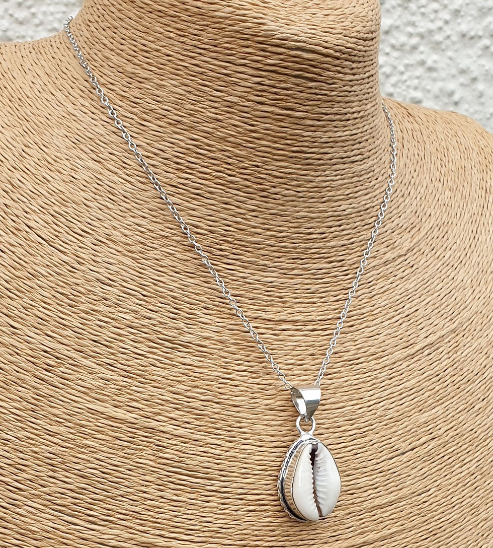 Thumbnail: Cowrie shell necklace 