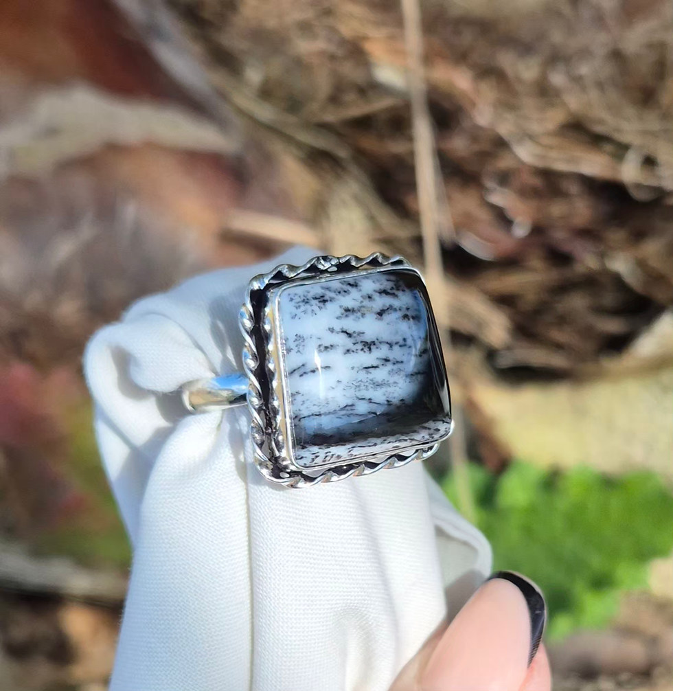 Thumbnail: Dendrite Opal ring Size R