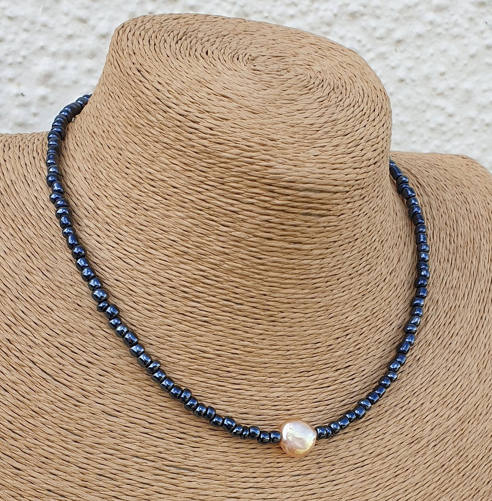Thumbnail: Freshwater Pearl necklace 