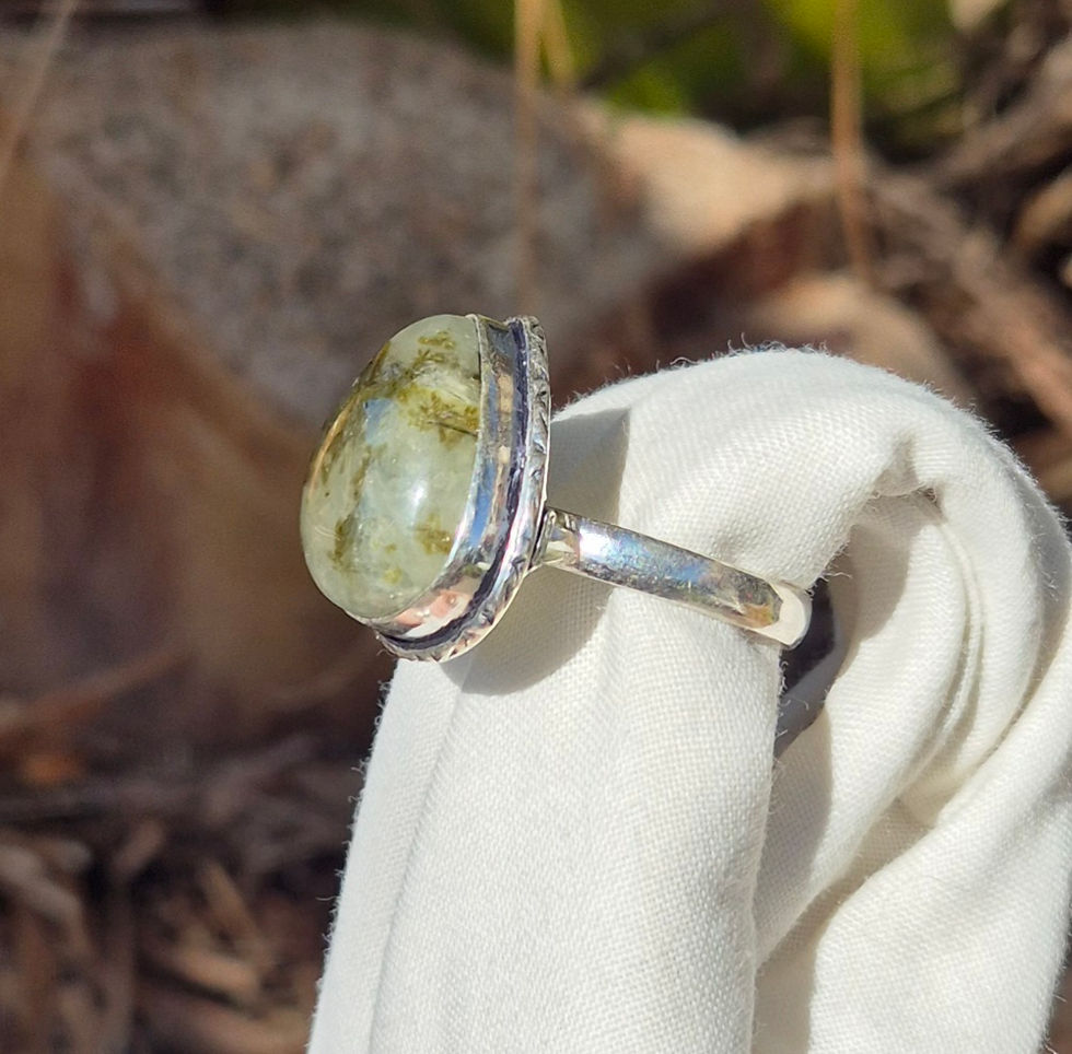 Thumbnail: Prehnite Ring Size Y