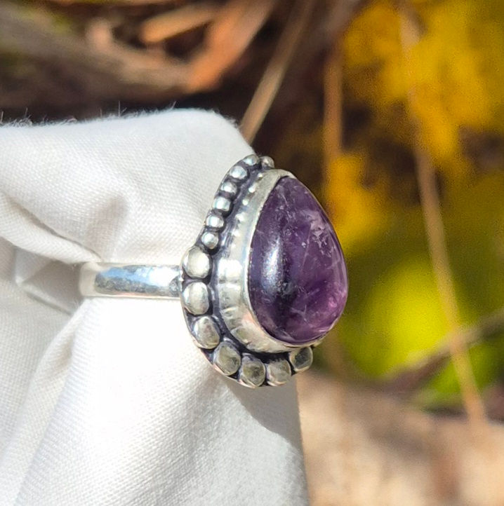 Thumbnail: Amethyst Ring Size P