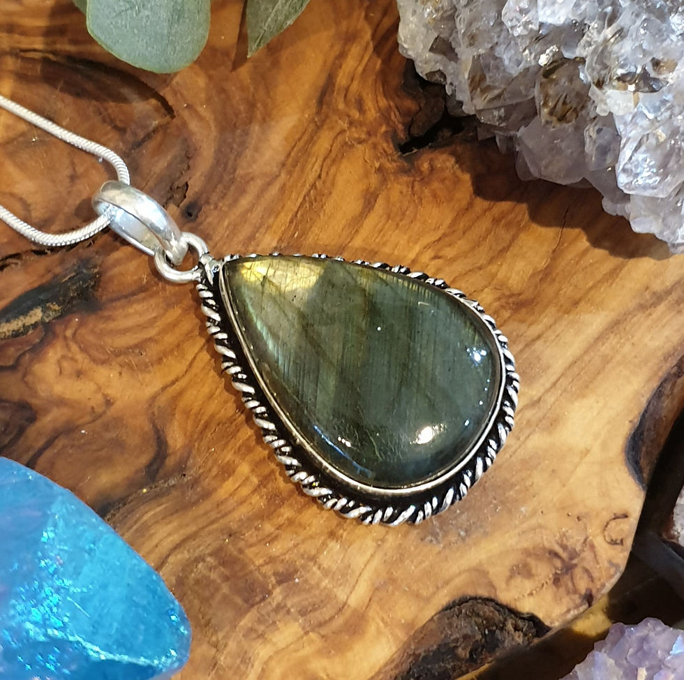 Thumbnail: Labradorite necklace 