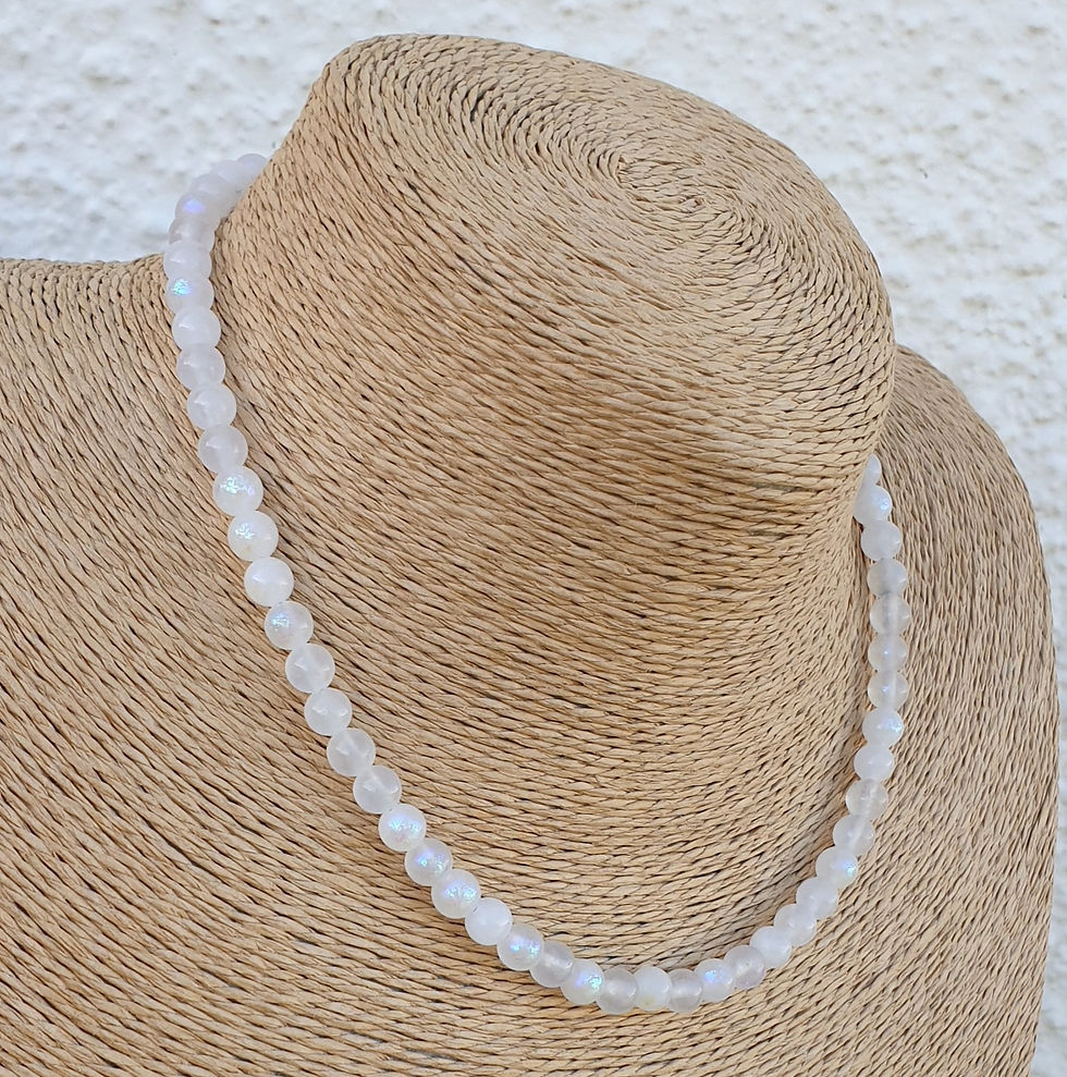 Thumbnail: Moonstone necklace 