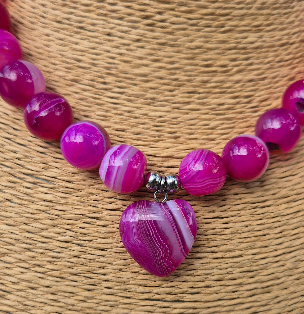 Thumbnail: Pink Agate heart Necklace 