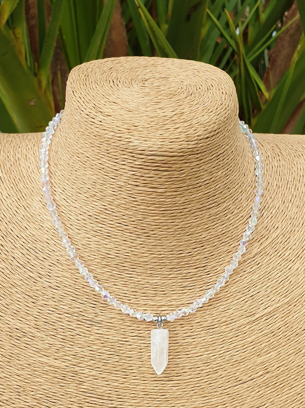 Thumbnail: Clear Quartz Point Necklace 