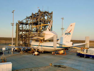 Mate-Demate Gantry for the Space Shuttle