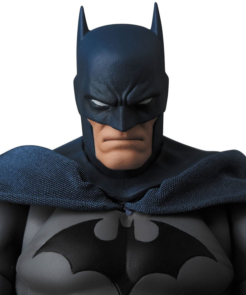 Thumbnail: DC Comics MAFEX Action Figure Batman Hush16 cm (NEW)