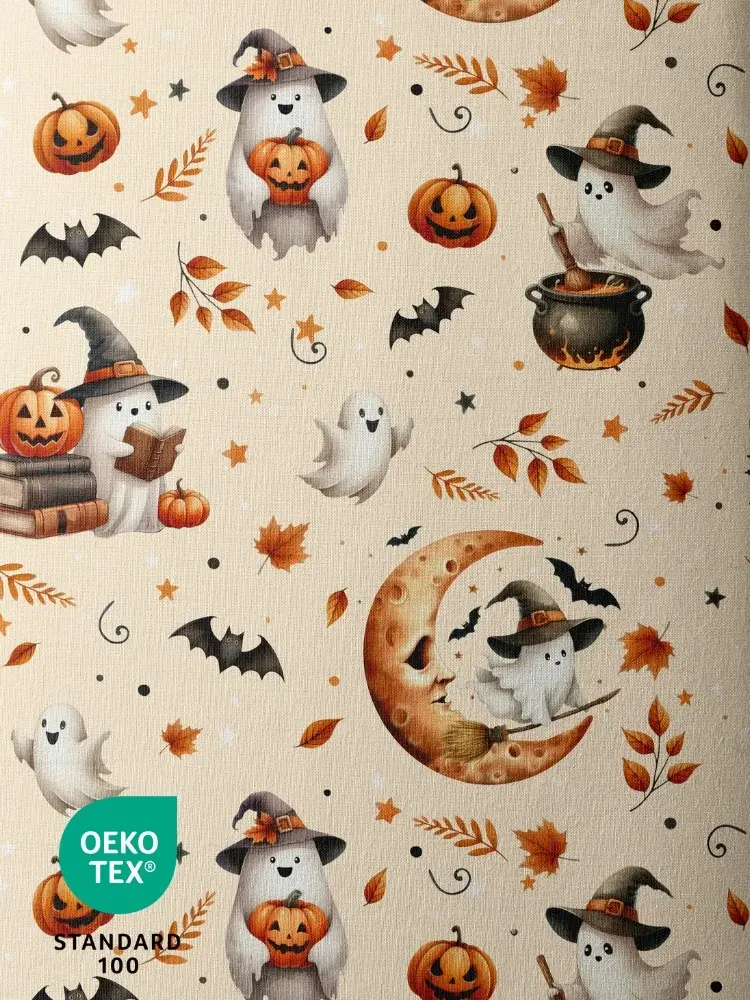 Gros plan sur le tissu coton imprimé Magique Halloween, motifs féériques d'Halloween, certifié Oeko-Tex