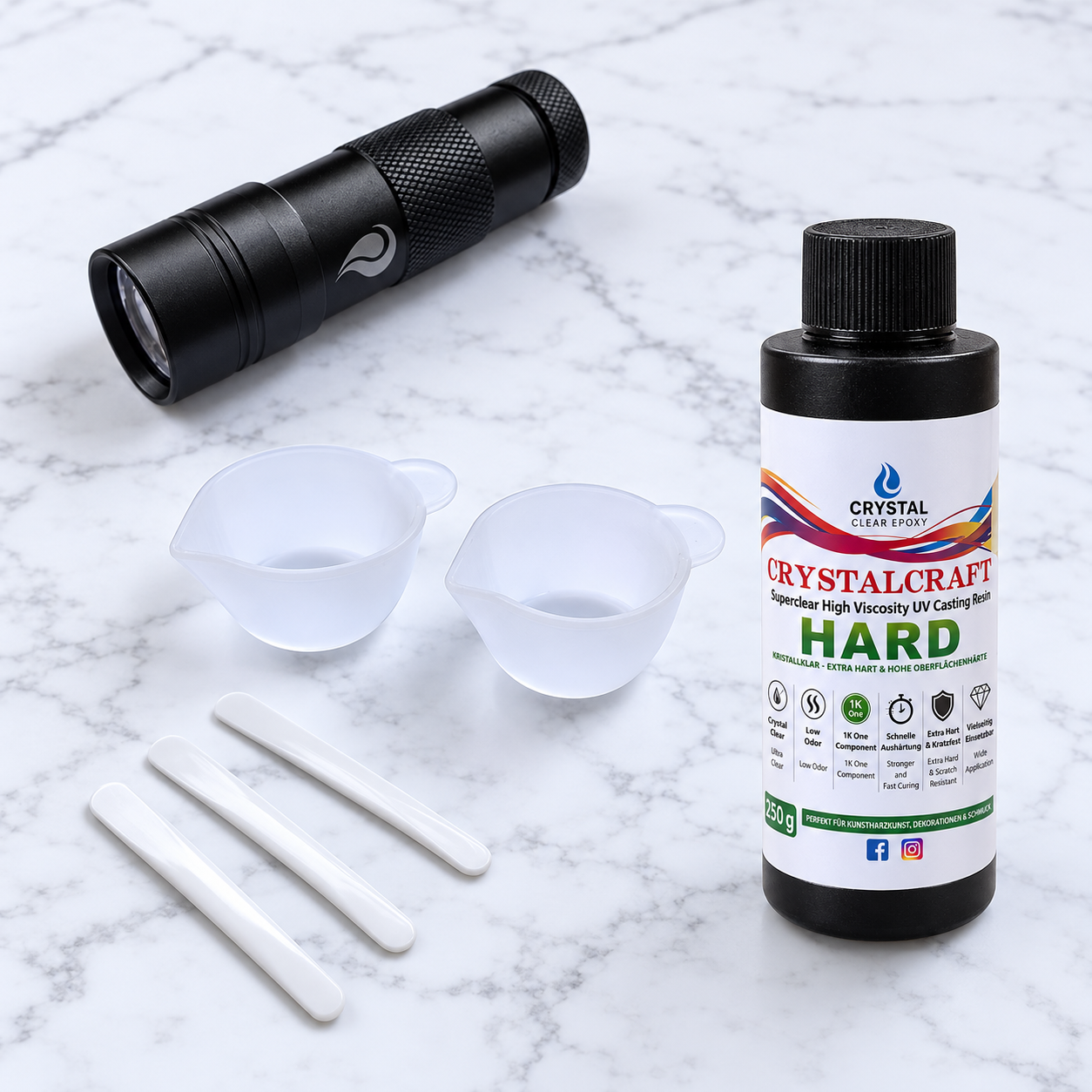 UV Harz Starterset mit transparentem UV Resin, 12 W UV LED Taschenlampe und Zubehör
