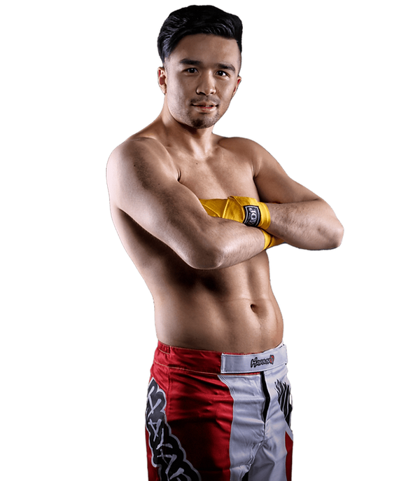 WeLoveKickboxing-Instructeur-Almere-862x1024.png
