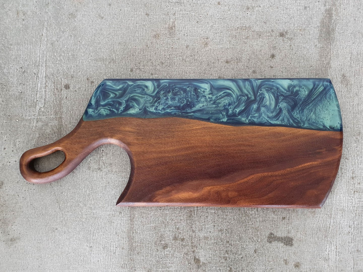 Walnut with Mermaid Blue epoxy - Charcuterie