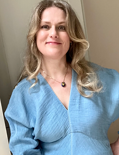 Eleanor Tucker Author.heic
