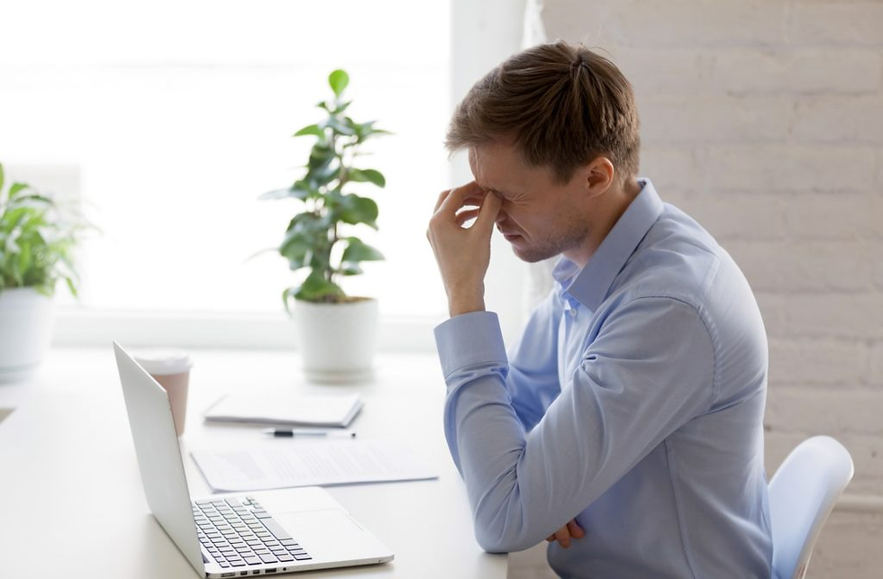 Why Do My Eyes Hurt After Using a Laptop for Long Hours?