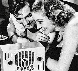 Clark Gable and Joan Crawford in “Dancing Lady” (1933).jpg