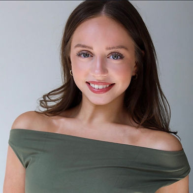 Carina Dior
