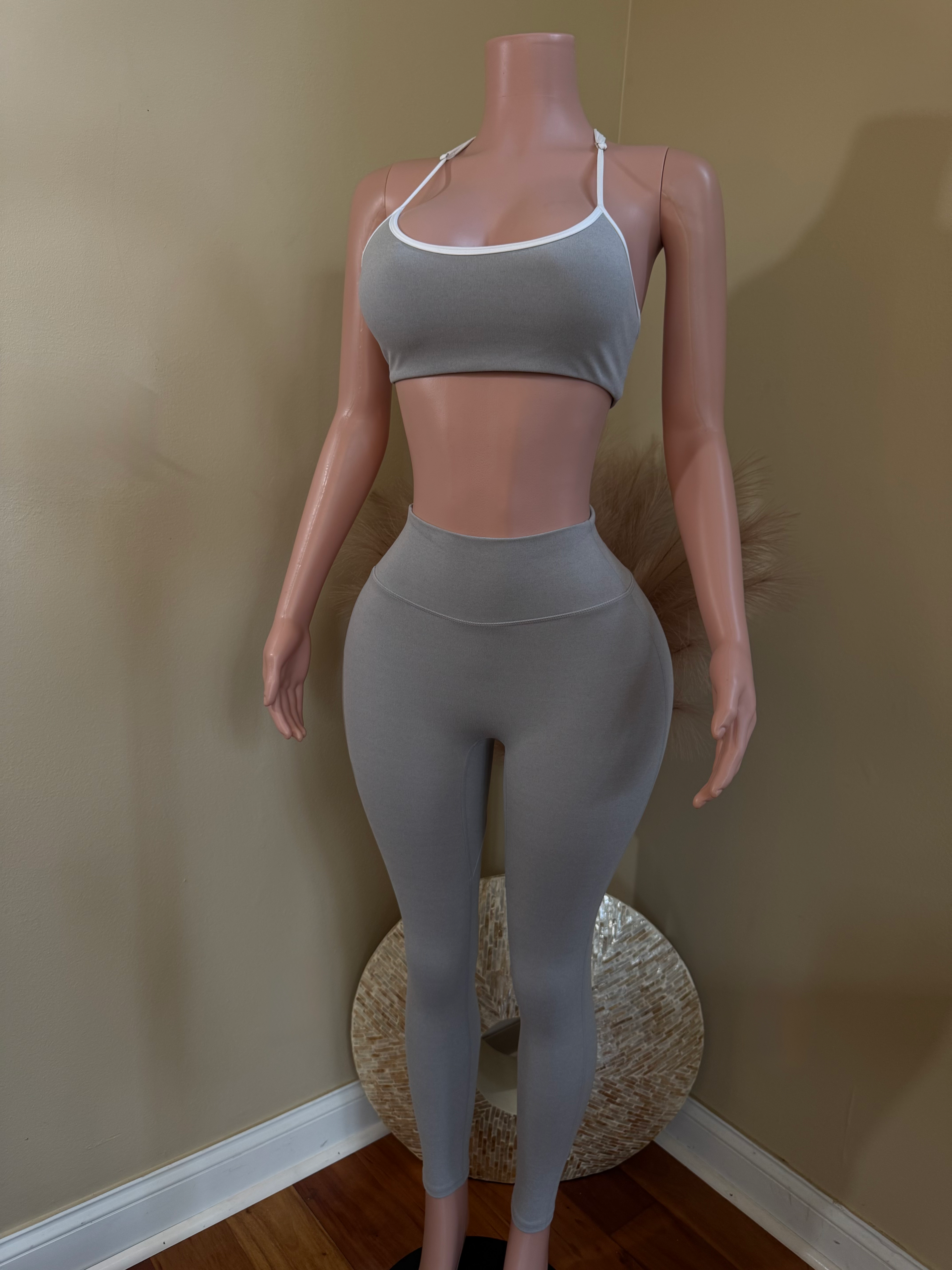 Gray bra and leggings set 