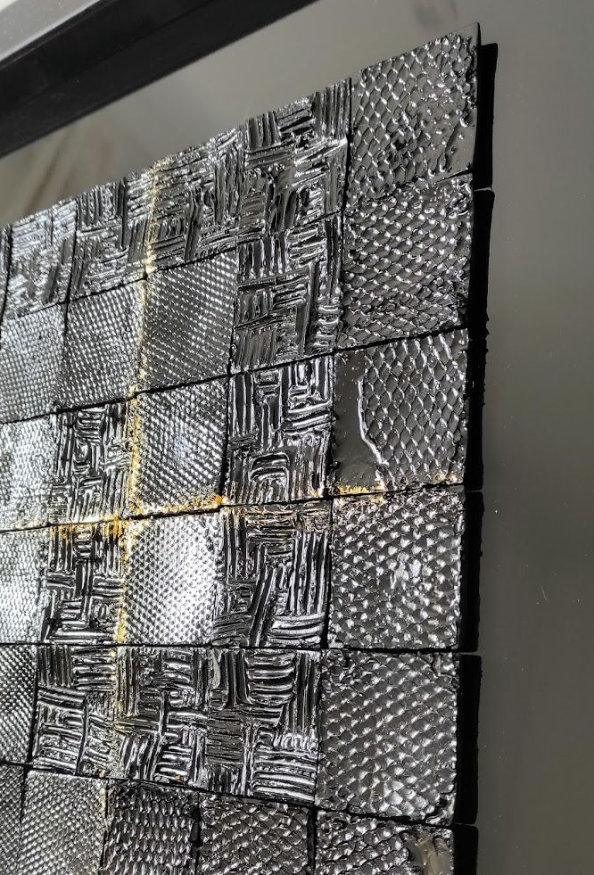 Détail de la structure des carrés obtenue par une empreinte.