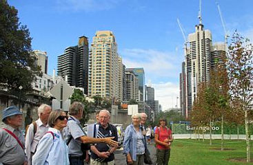 Briefing at barangaroo.JPG