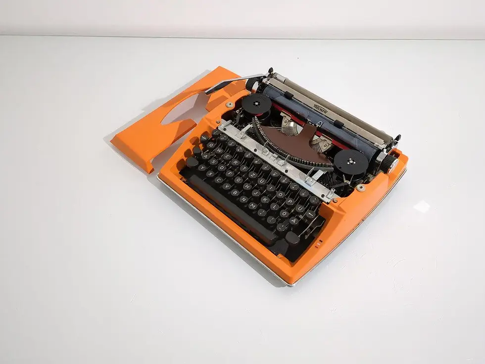 Miniaturbild: 1970er Triumph Adler Contessa de luxe Schreibmaschine mit Koffer orange Vintage