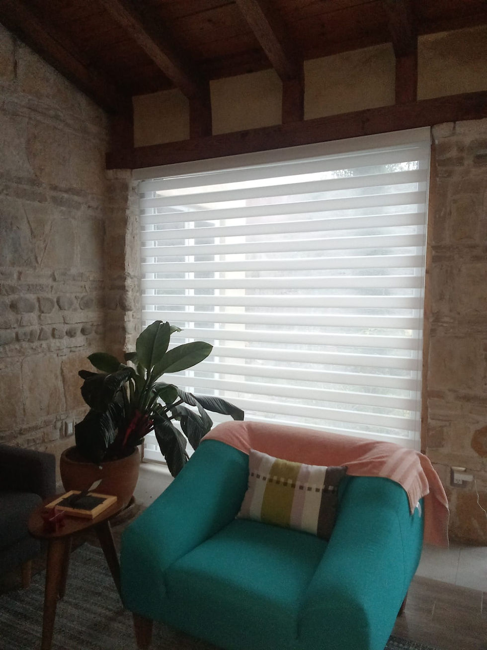 Persianas Sheer Elegance instaladas en una residencia de San Cristóbal de las Casas, Chiapas.