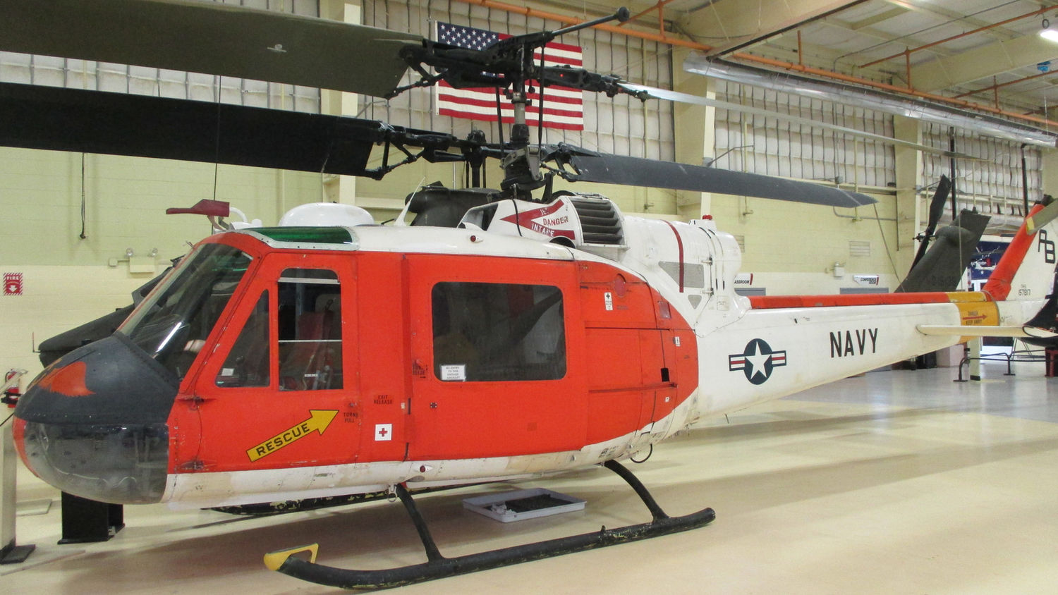 American Helicopter Bell_204_TH-1L_Huey