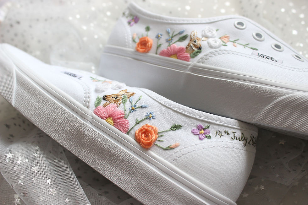 Miniaturbild: Deer woodland wedding shoes, custom floral pastel shoes