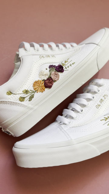 Miniature : OrangE, purple and cream bridal wedding vans, OLD SKOOL VANS