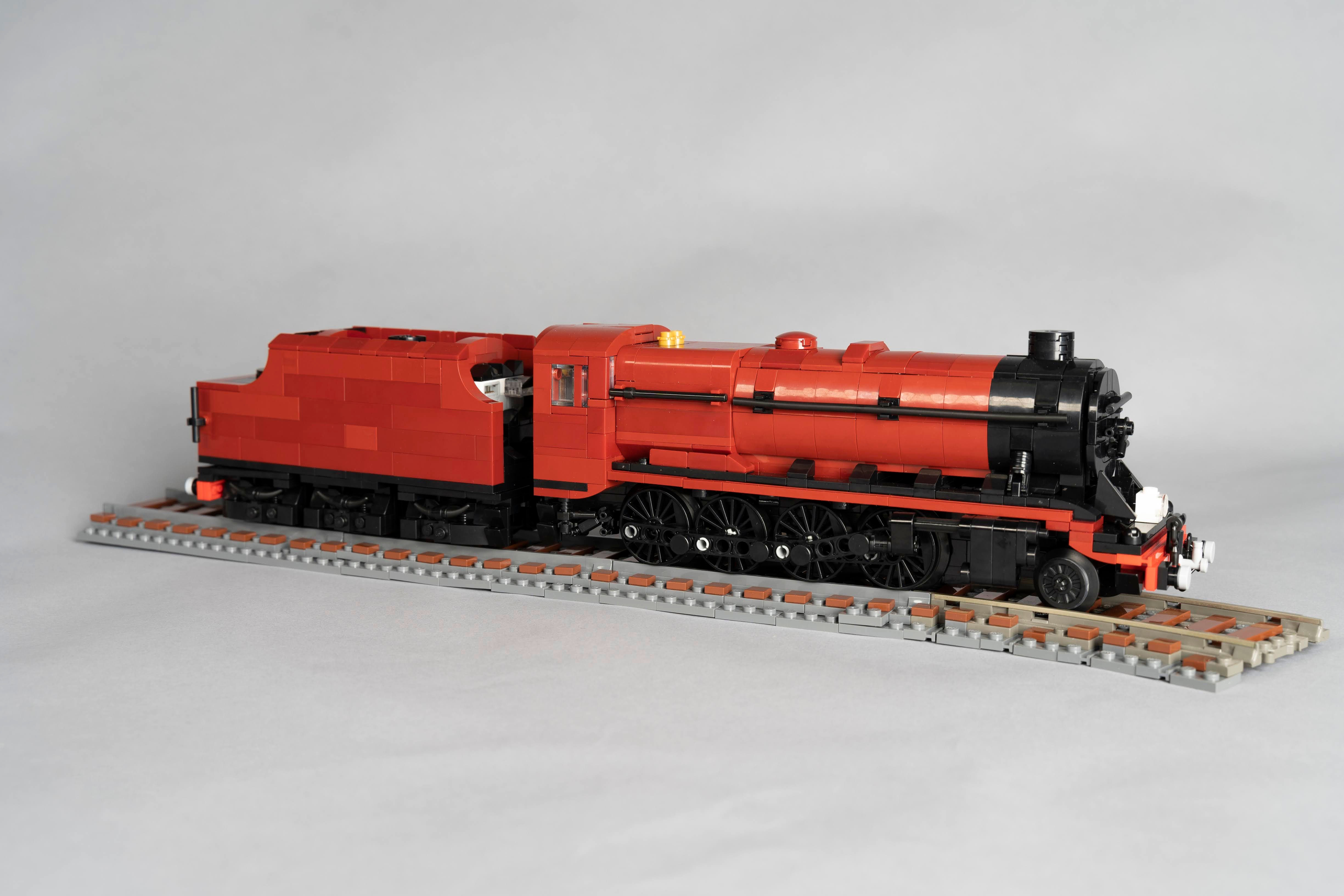 LMS8F
