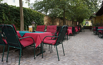 Petra_Baerenstubn_Matzen_Garten Kopie.jp