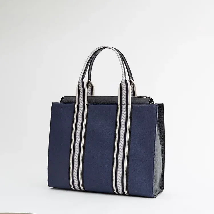 Thumbnail: Nathan-Baume Nina