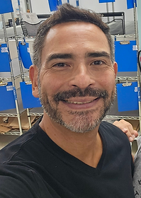 Jose Selfie_edited.png