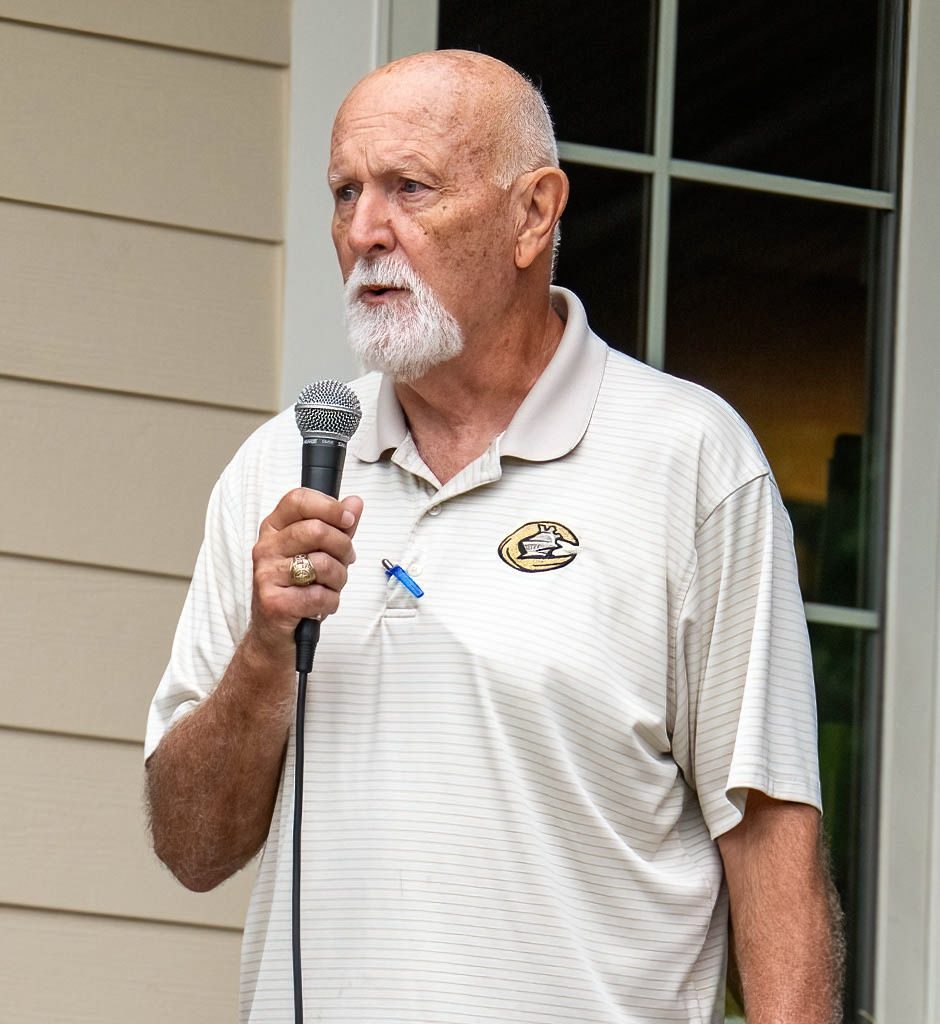 JOHN MAINEY, CHAIRMAN OF THE GOLF COMMITTEE WELCOMED EVERYONE