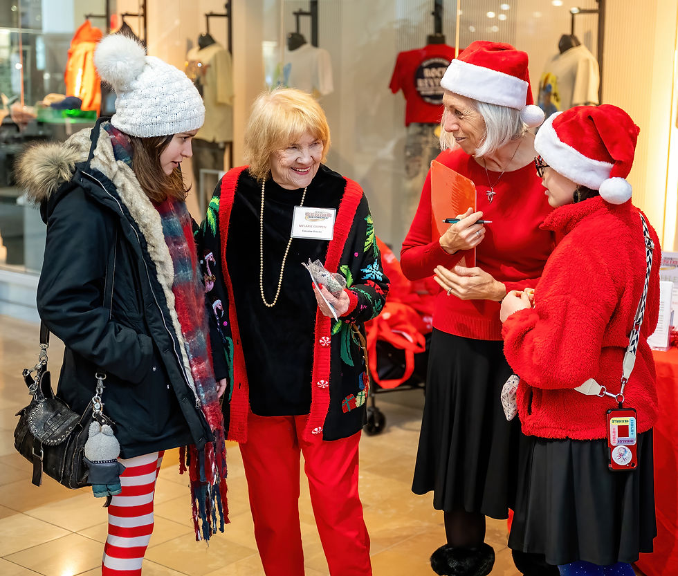HK AND MELANIE CHAT WITH NANCY MOTLEY AND HER GRANDDAUGHTER