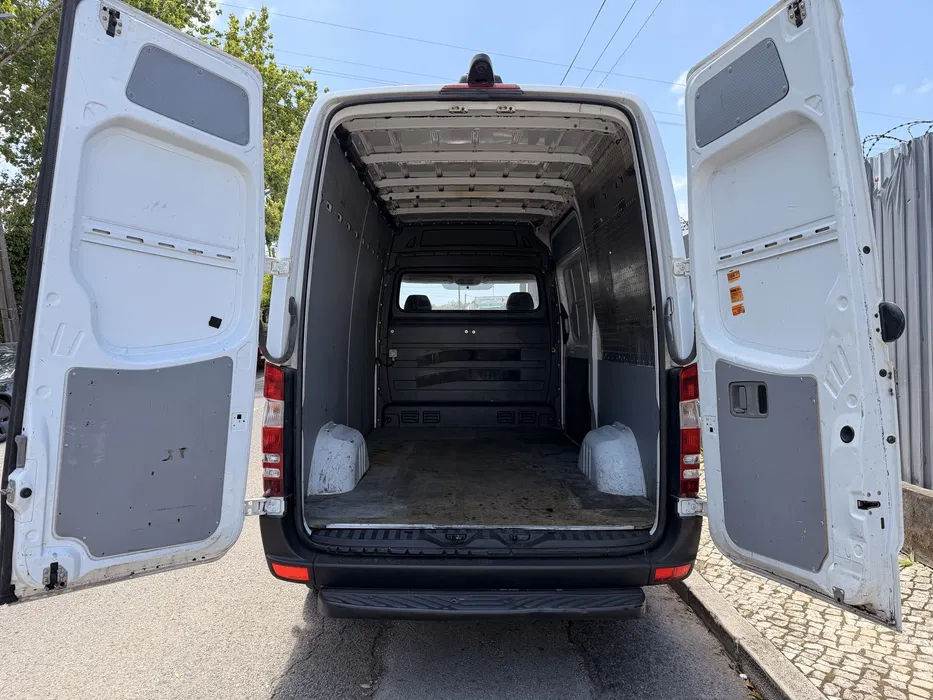 Miniatura: MERCEDES SPRINTER 313 2.2 cdi Viatura em Excelente Estado L2H2 10/2015